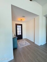 Building Photo - 6896 E Lomas Verdes Dr
