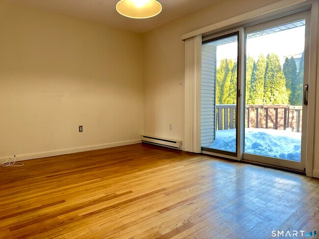 Foto del edificio - 168 Belltown Rd