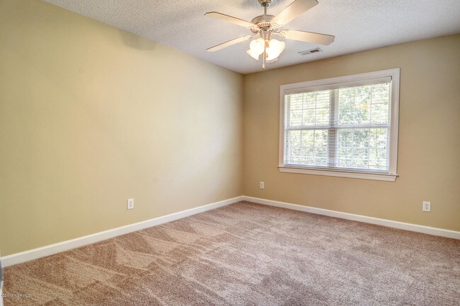 Building Photo - 326 Osprey Point Dr