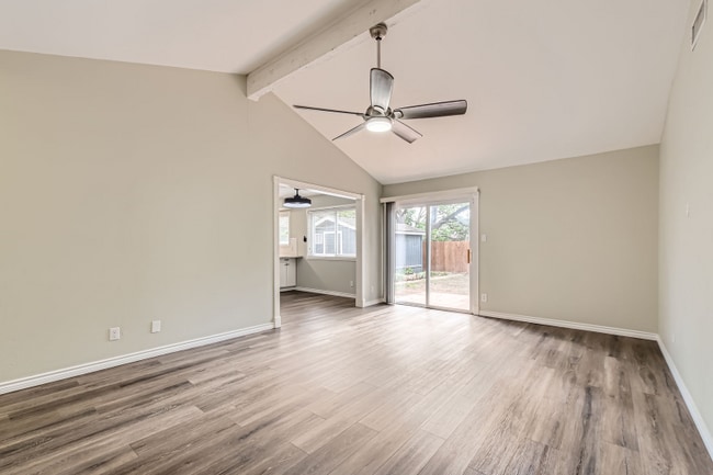 Building Photo - 7801 Wycombe Dr