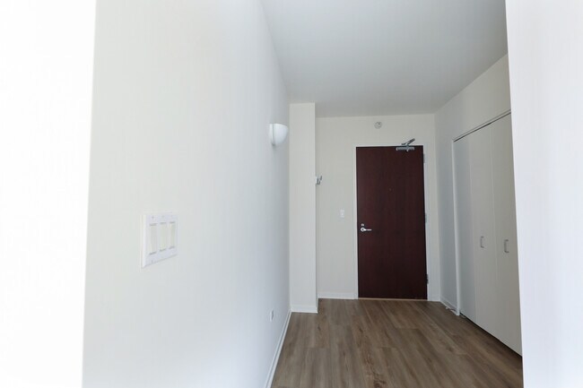 Foto del edificio - 807 Davis St