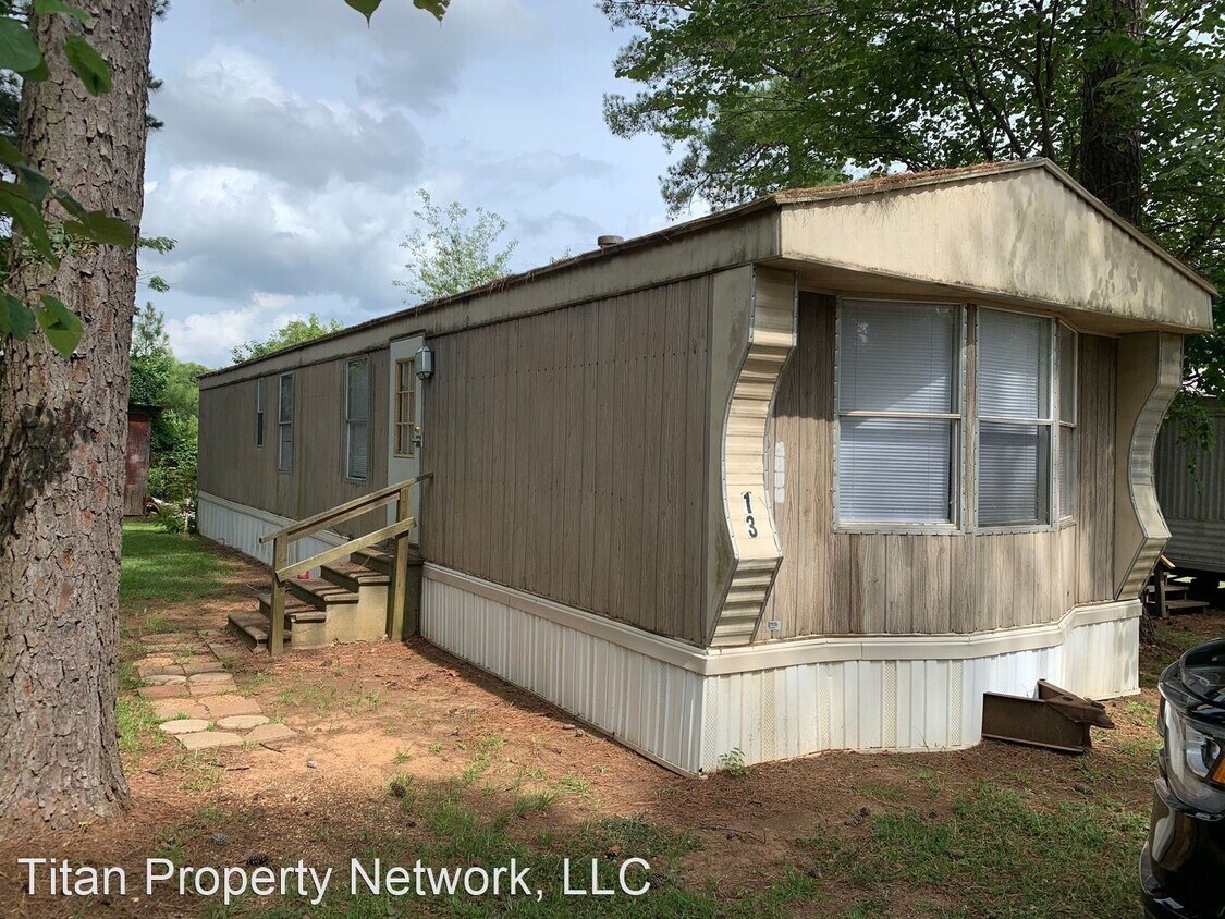 2 br, 1 bath House 13 Peaceful Pines House Rental in Haughton, LA