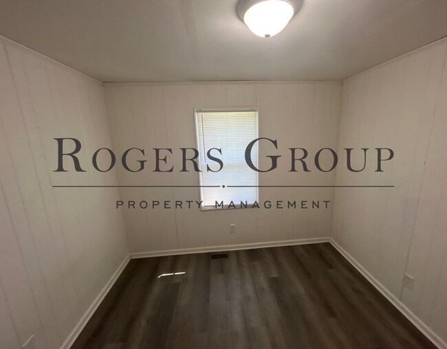 Foto del edificio - #450 - 100-102 Dent Ln Duplex
