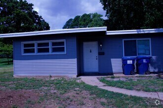 Building Photo - 9 St Celeste Dr
