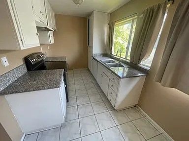 Foto del edificio - 12926 Sycamore St