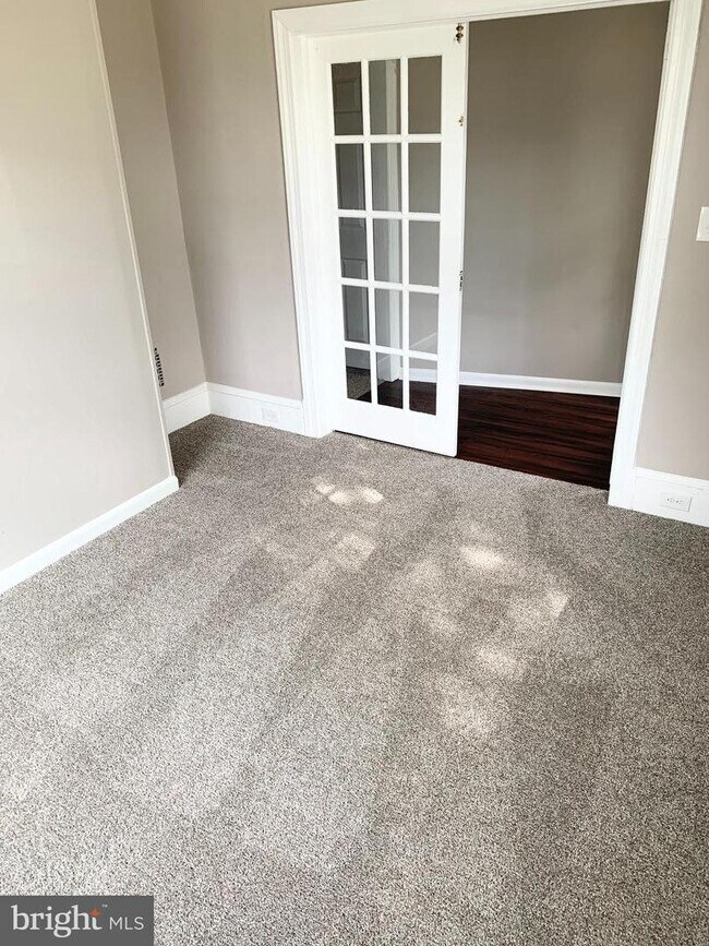 Foto del edificio - 614 Taylor Ave