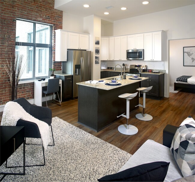 The Residences at Barnett | Downtown Jacksonville | 2 Bedroom Kitchen - The Residences at Barnett