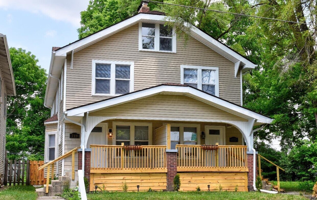 Primary Photo - 719 Fairwood Ave