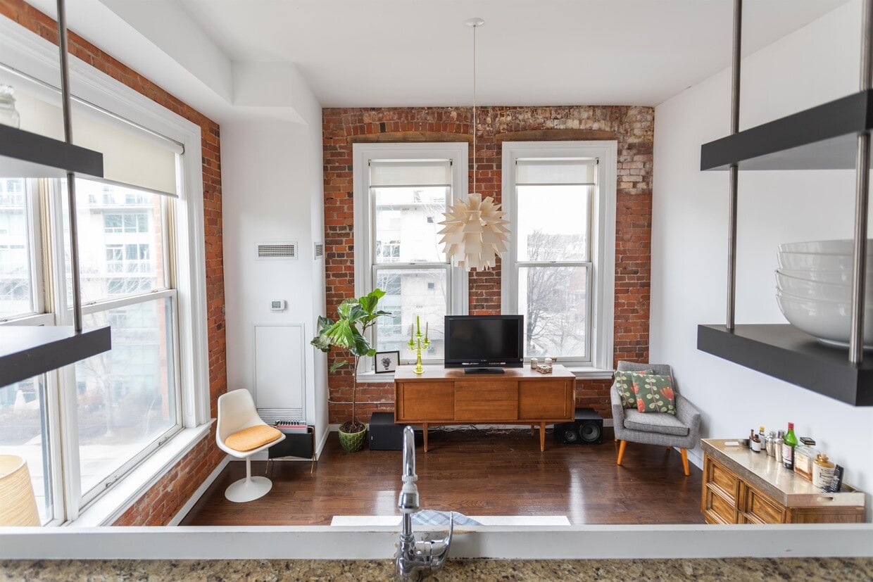 Photo principale - 915 King St W