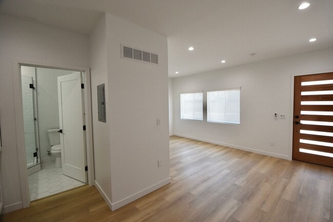 Building Photo - 2683 34th St