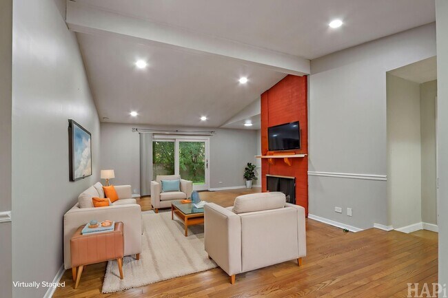 Foto del edificio - 1540 N Pepper Tree Dr