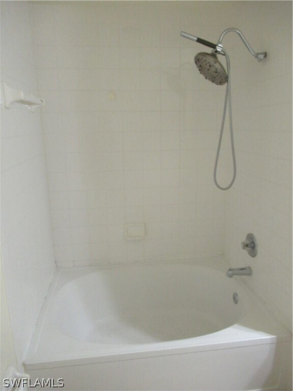 Building Photo - 7960 Preserve Cir