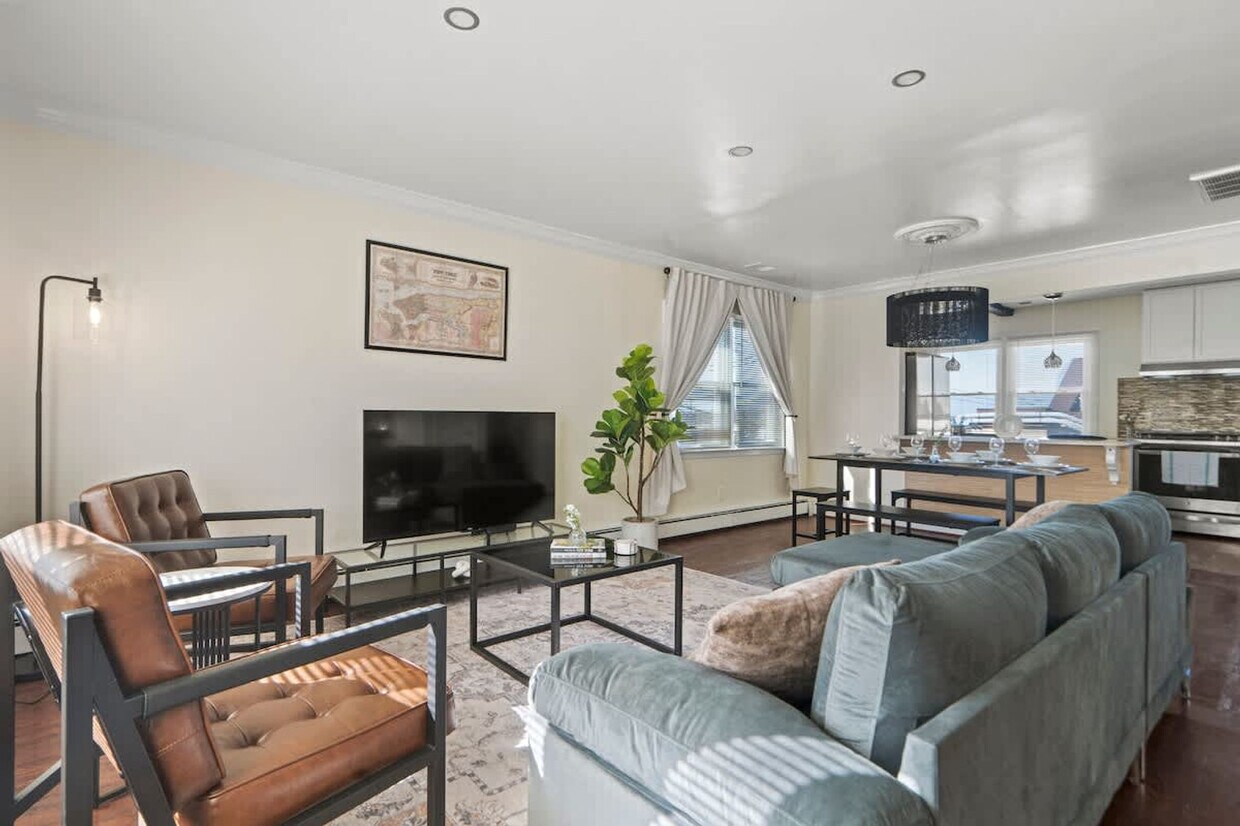 Foto principal - 9103 Columbia Ave