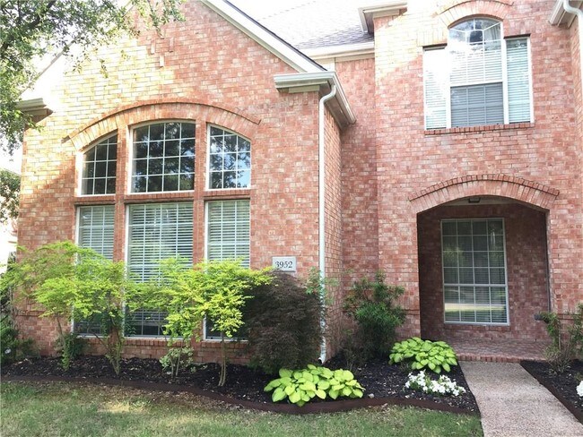 Building Photo - 3952 Cobblestone Ct