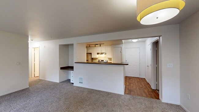 Interior Photo - Griffis North Creek