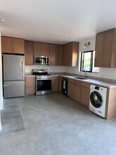 Building Photo - 1754 W 37th Dr