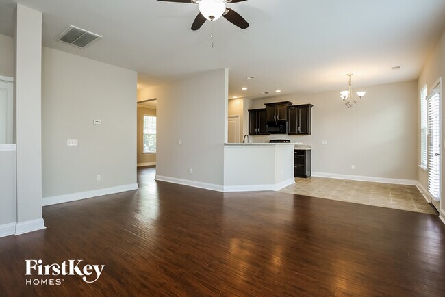 Building Photo - 2902 Penobscot Dr
