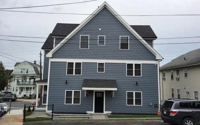 Foto del edificio - 6 Harding Ave