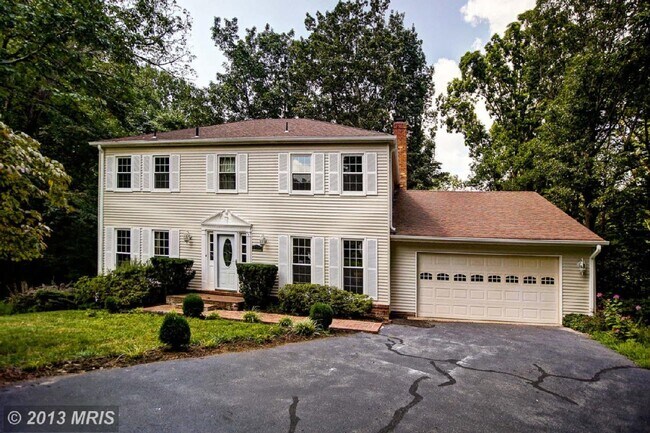 Front of Home with Garage - 3000 Phyllmar Pl