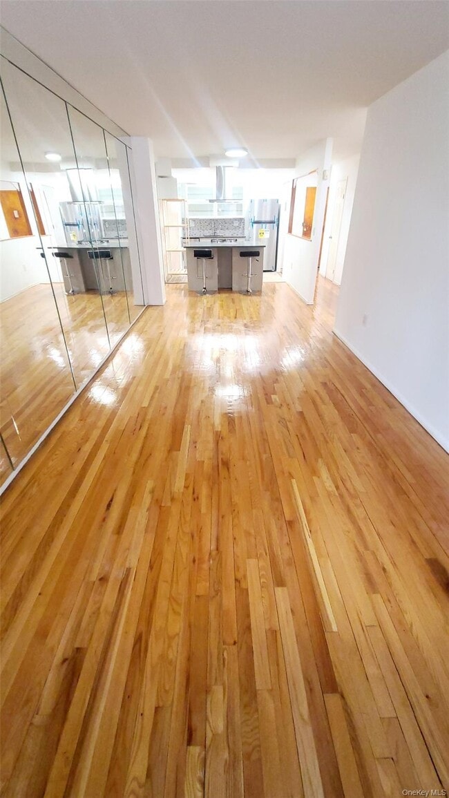 Foto del edificio - 101-20 67th Dr