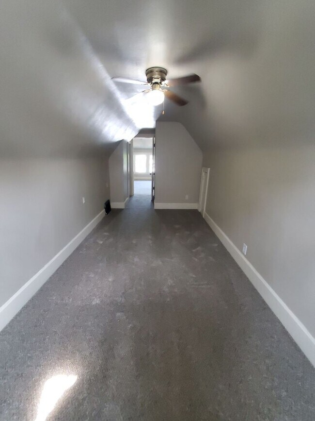 Foto del edificio - 1535 Arthur Ave