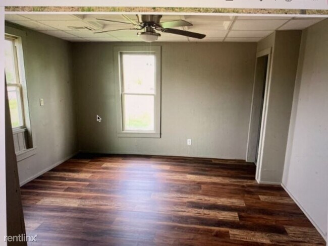 Building Photo - 3 br, 2 bath House - 2021 Remco 606 E 3rd