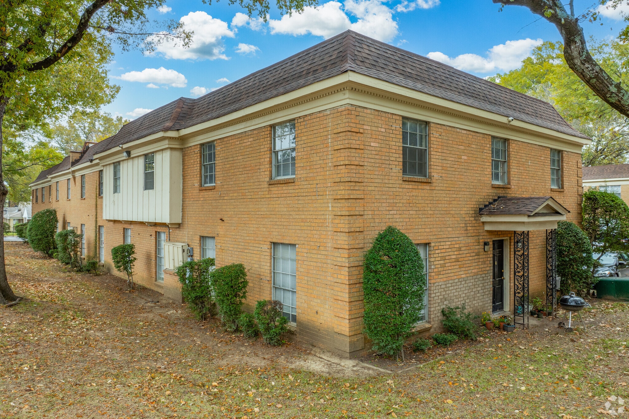 Imperial Arms Apartments