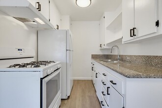 Interior Photo - 6407 10th Ave
