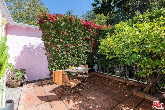 Foto del edificio - 1505 Occidental Blvd