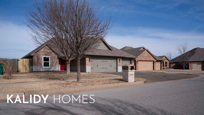 Foto del edificio - 8609 NW 113th Ct