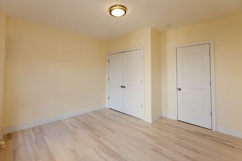 Building Photo - 115 Brightwater Ct