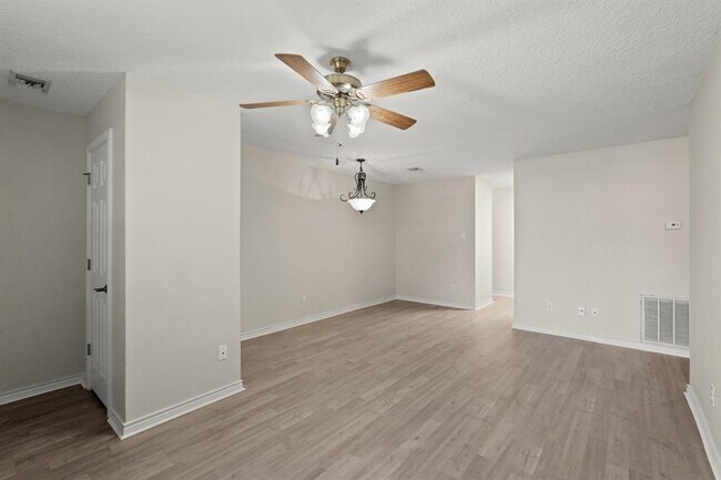 Building Photo - 2212 N Grand Blvd