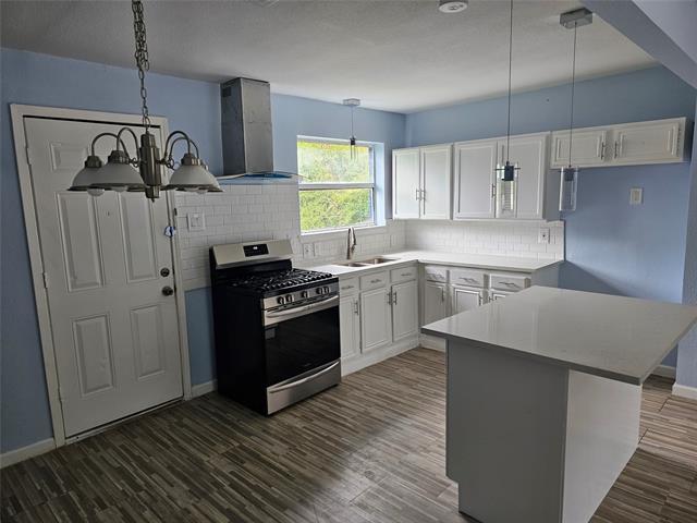 Building Photo - 4418 Sherwood Dr