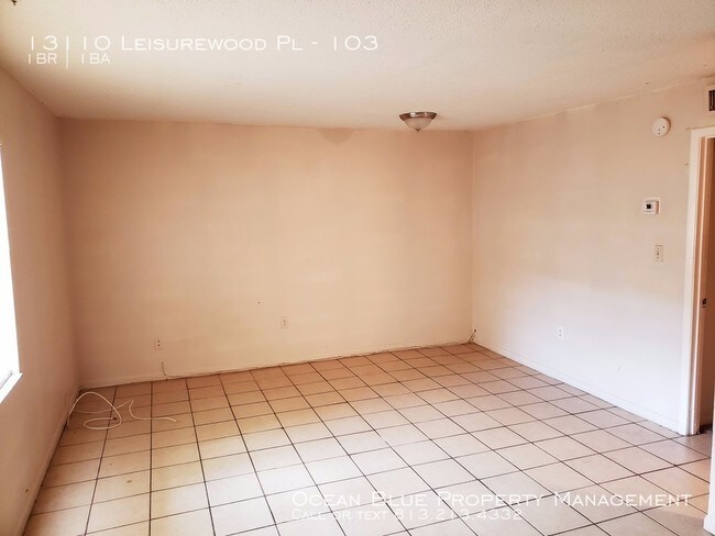 Foto del edificio - 13110 Leisurewood Pl