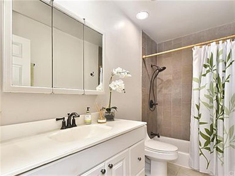 Foto del edificio - Excellent Single Family 3 Bed 2 Bath