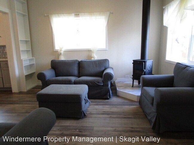 Foto del edificio - 4 br, 2 bath House - 701 Marshall Street