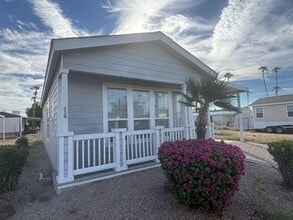 Building Photo - 7300 N 51st Ave