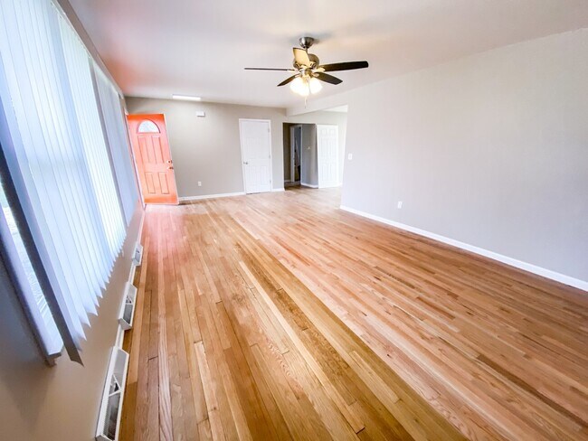 Foto del edificio - 1001 W Badger Rd