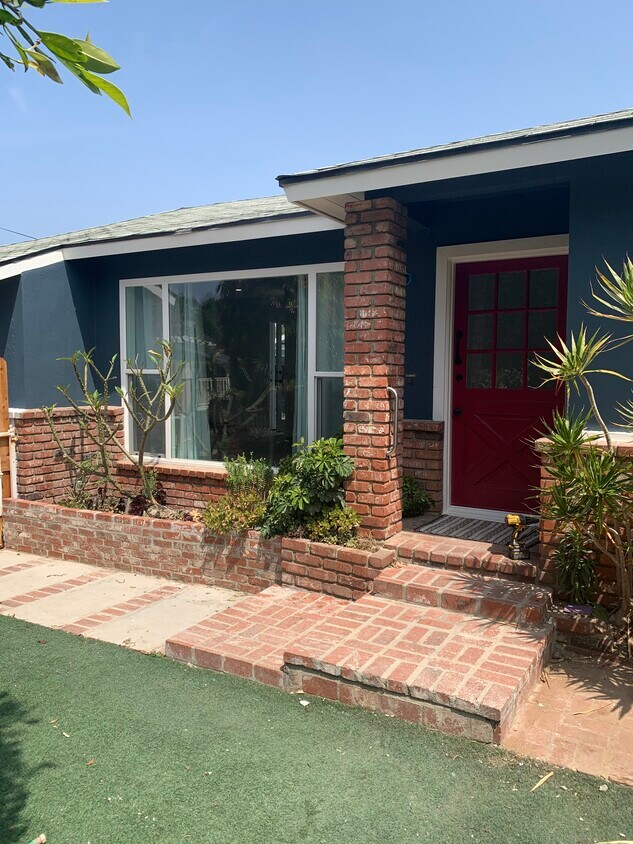 507 W Walnut Ave, El Segundo, CA 90245 House Rental in El Segundo, CA