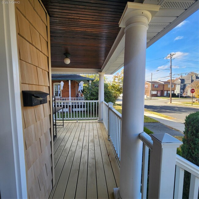 Foto del edificio - 24 Prairie Ave