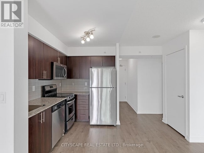 Building Photo - 1420 Dupont St