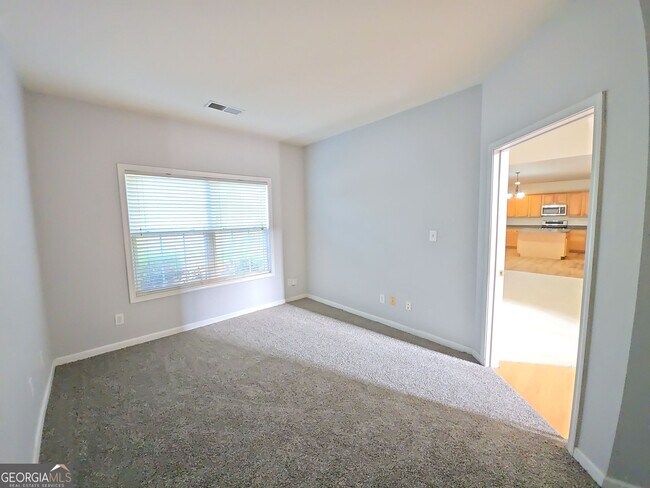 Building Photo - 273 Winthrop Ln