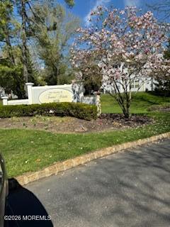 Foto del edificio - 325 Towne Dr