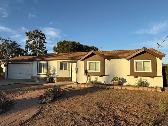 Foto del edificio - 13425 Standish Dr