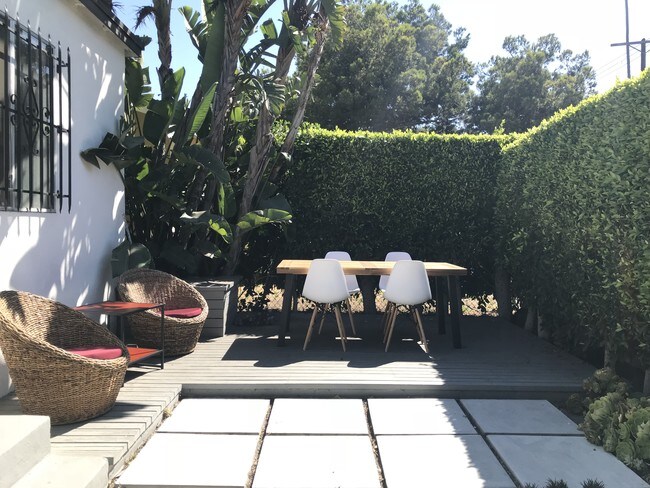 Front Yard - 740 California Ave