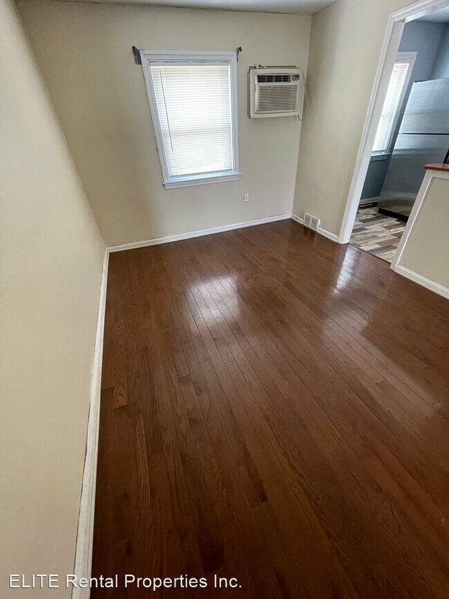 Foto del edificio - 3 br, 1 bath House - 53 Foster Avenue