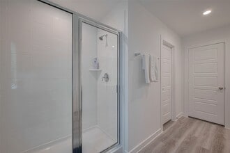 Building Photo - 3113 Crown Gate Dr