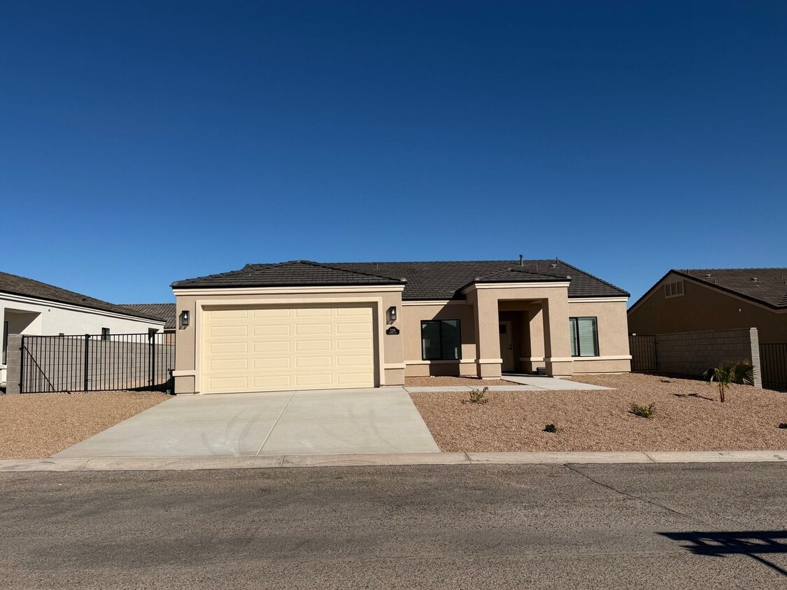 Primary Photo - Brand New Home Located in Fort Mohave