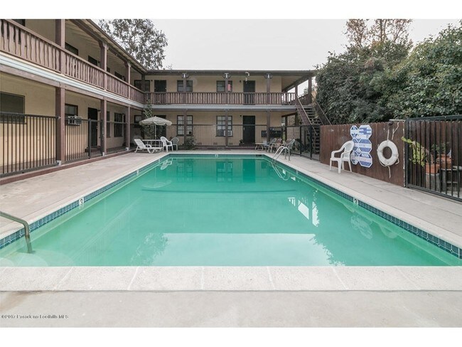 Foto del edificio - 1831 Riverside Dr