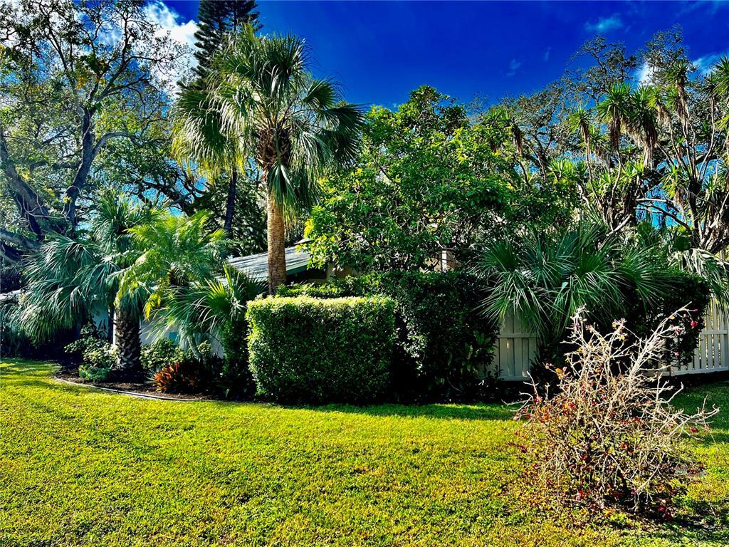 1904 S Shade Ave, Sarasota, FL 34239 House Rental in Sarasota, FL